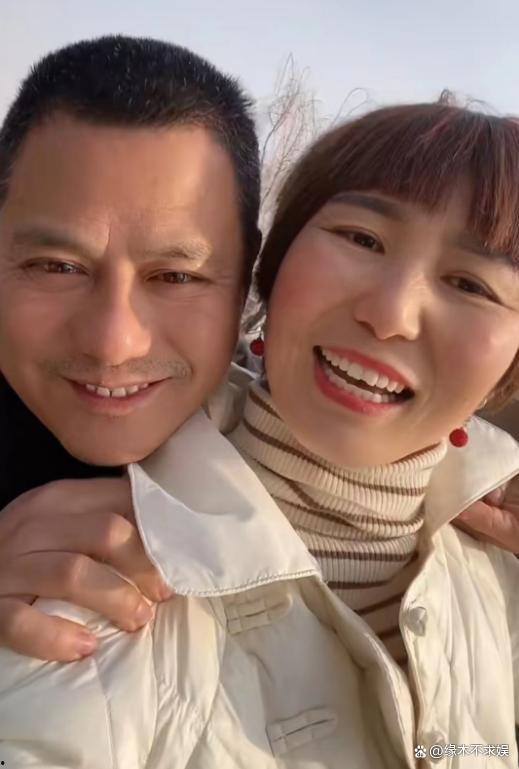 小杨哥老爸吃瓜视频,揭秘娱乐圈幕后故事