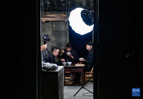 画室吃瓜事件真相视频,真相视频曝光背后的惊人内幕