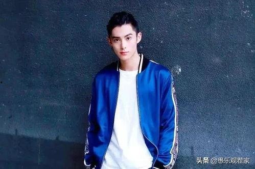 吃瓜挑战王鹤棣视频,趣味横生展现明星魅力