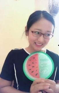 抖音搜吃瓜小可爱的视频,吃瓜小可爱带你领略美食世界