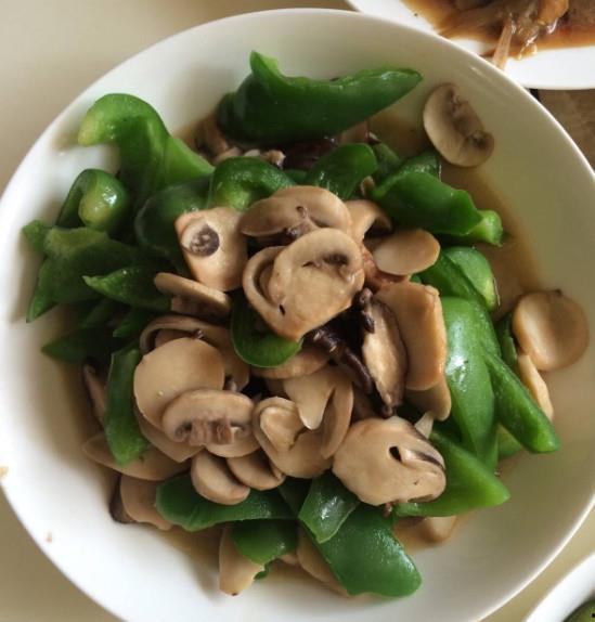 矮瓜可以炒冬菇吃吗视频,家常炒菜新尝试