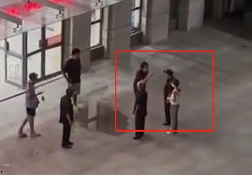 吃瓜比赛女朋友是谁啊视频,她是谁？