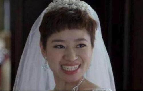 男主演戏女主吃瓜视频,女主边吃瓜边入戏