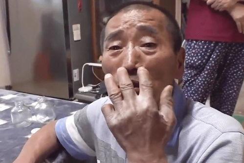 外国吃瓜大爷是谁啊视频,网络红人的崛起与影响力